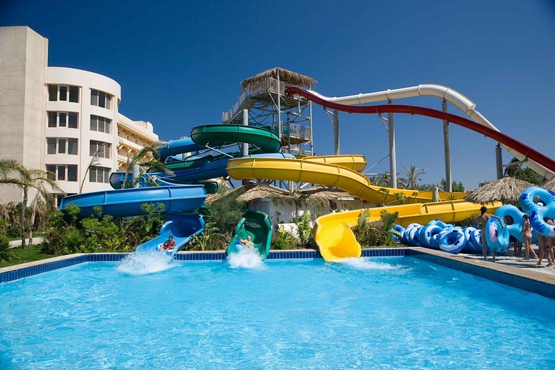 Аквапарк отеля Sindbad Club в Хургаде